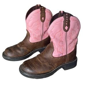 Justin Gypsy | Womens pink round toe shorty boots size 6.5B narrow